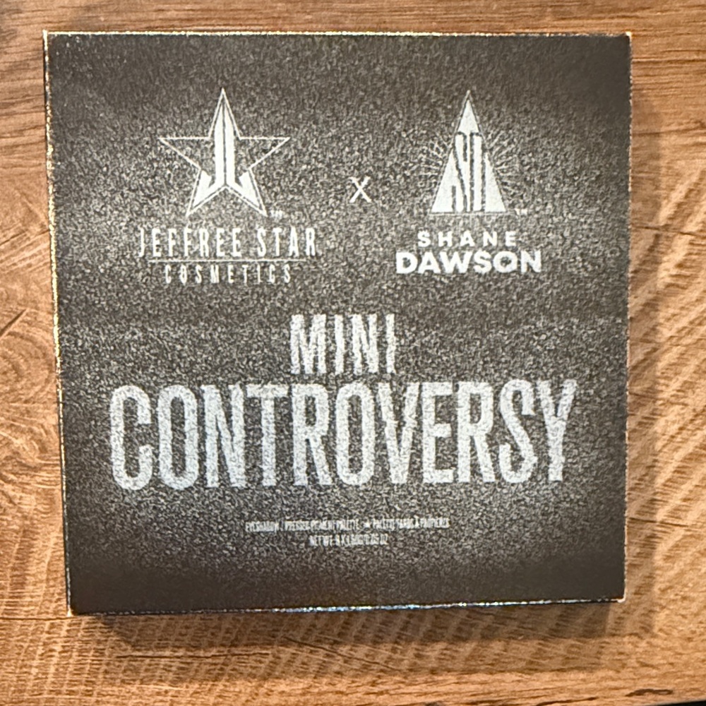 Jeffree Star x Shane Dawson Mini Controversy Eyeshadow Palette